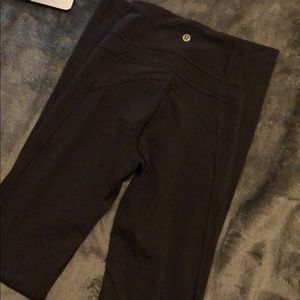 Lululemon yoga pants